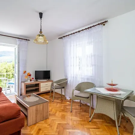 Zarac Apartment *