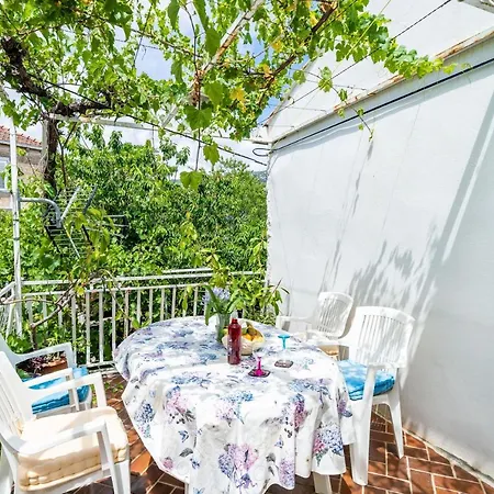 Apartment Zarac
